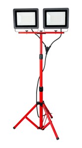 Reflektor ze statywem IP65 2x100W W>80lm LM/W